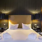 ホテル - Hotel, Termas &