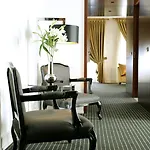 - Hotel, Termas & ホテル 4*