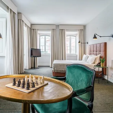 - Hotel, Termas & מונטה ריאל