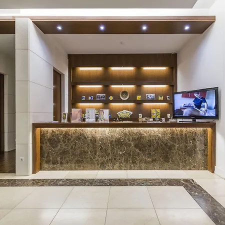 - Hotel, Termas & فندق