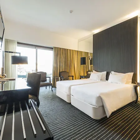- Hotel, Termas &