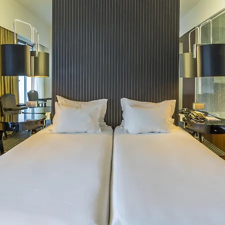 - Hotel, Termas & Hotell 4*