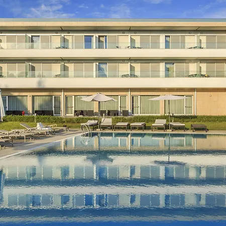 - Hotel, Termas & فندق مونتي ريال