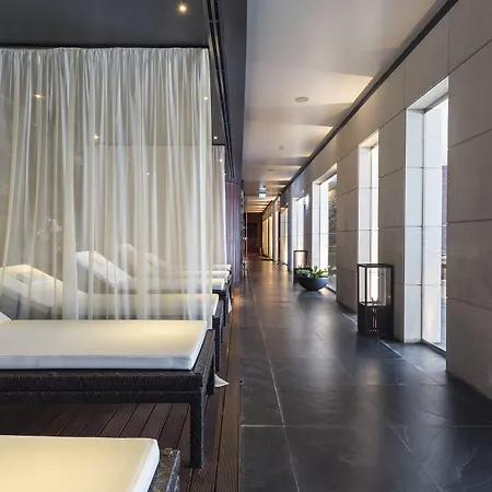- Hotel, Termas &