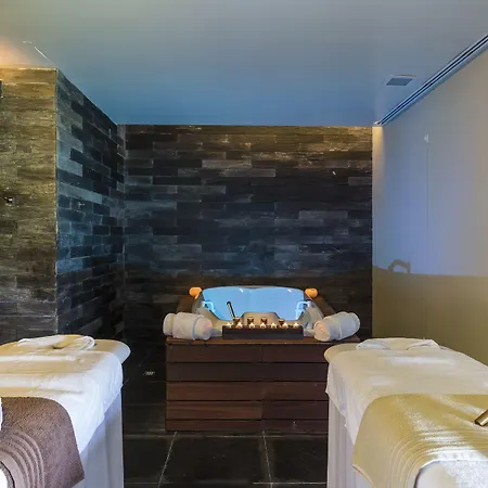 - Hotel, Termas & فندق مونتي ريال