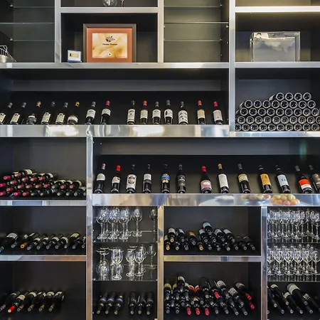 - Hotel, Termas & Hotel Monte Real