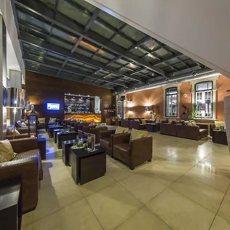 - Hotel, Termas & مونتي ريال