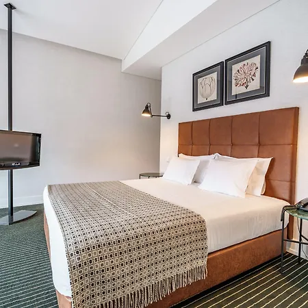 - Hotel, Termas & Hotell 4*