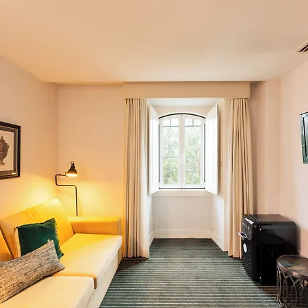 - Hotel, Termas & مونتي ريال