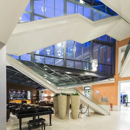 - Hotel, Termas & מלון 4*