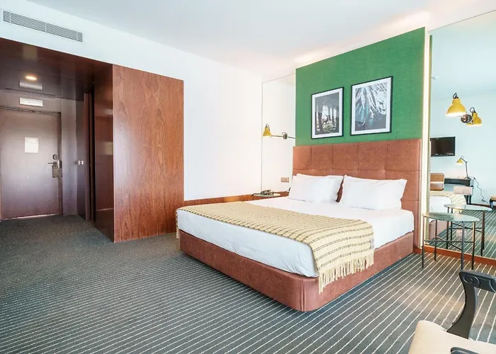 - Hotel, Termas & 酒店 蒙特里尔