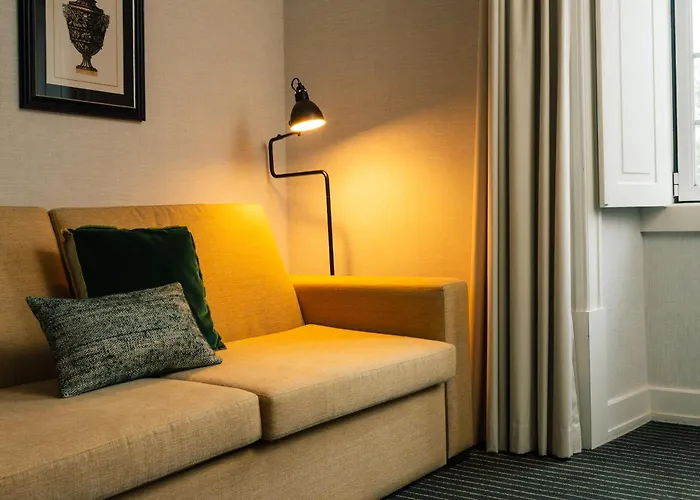 - Hotel, Termas & モンテ・レアル