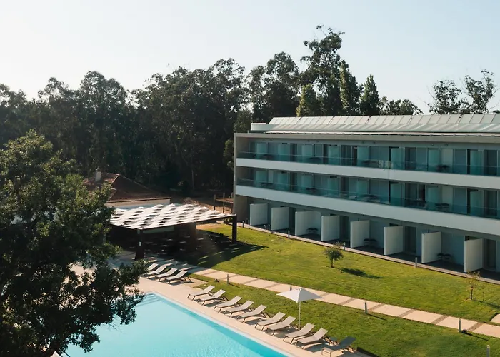 - Hotel, Termas & モンテ・レアル