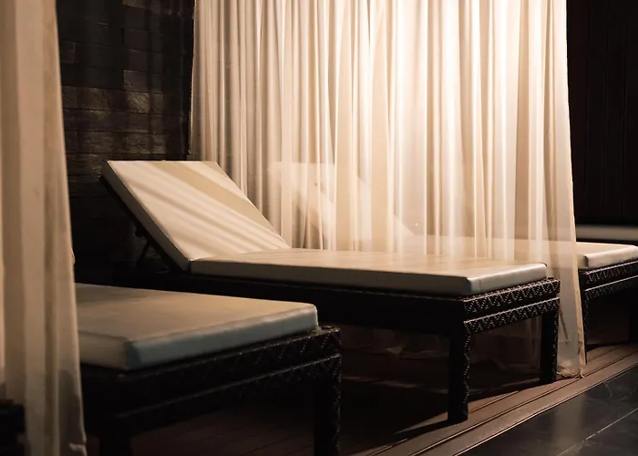 - Hotel, Termas & ホテル