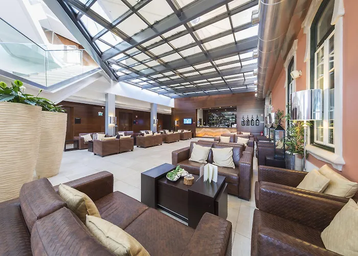 - Hotel, Termas & 4* 蒙特里尔