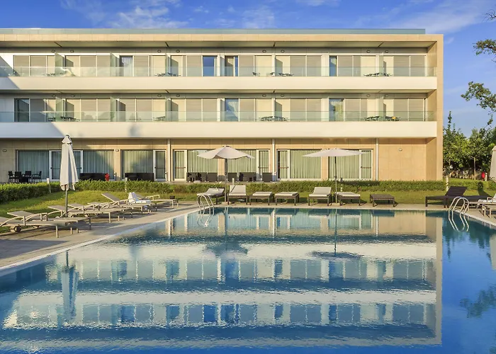 - Hotel, Termas & Ξενοδοχείο Monte Real