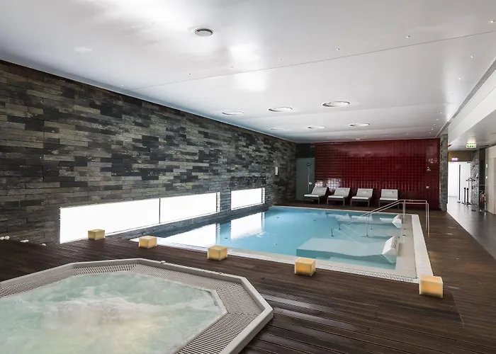 - Hotel, Termas & Ξενοδοχείο Monte Real