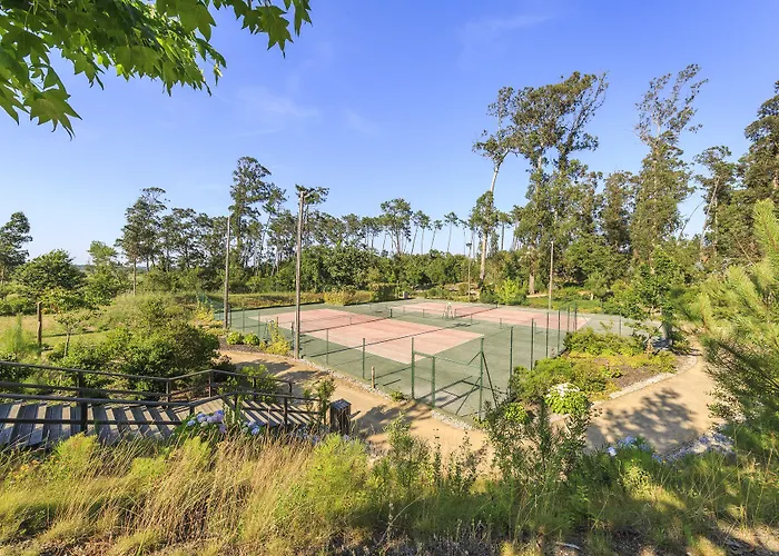 - Hotel, Termas & Ξενοδοχείο