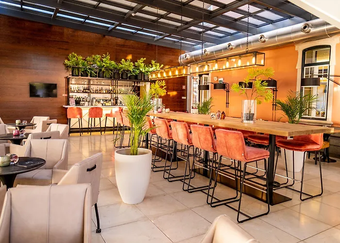 - Hotel, Termas & ホテル